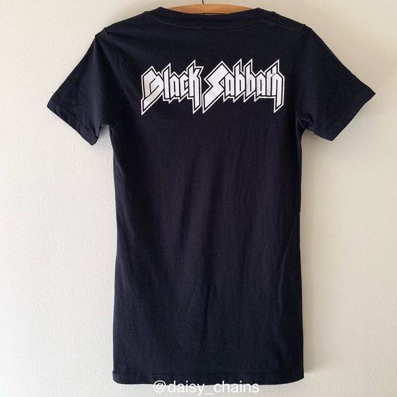 Black Sabbath Band Tee - Picture 2 of 4